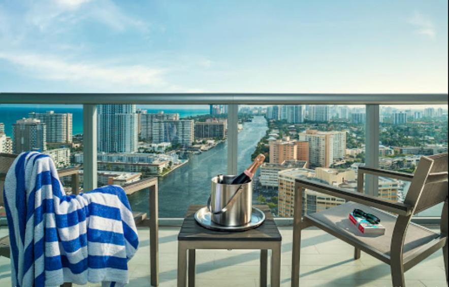 Studio In Hallandale 2 Beds Plaja Hallandale Exterior foto