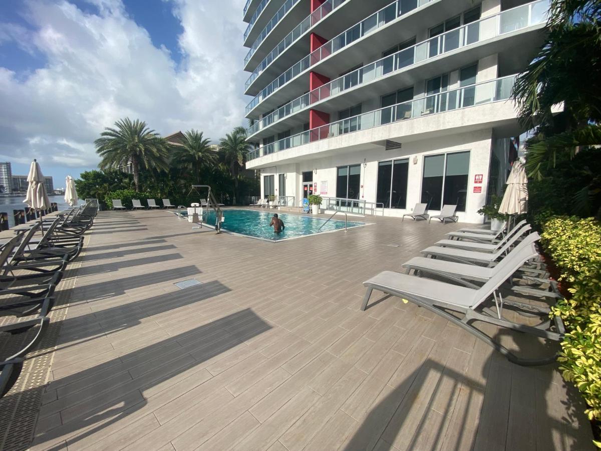 Studio In Hallandale 2 Beds Plaja Hallandale Exterior foto
